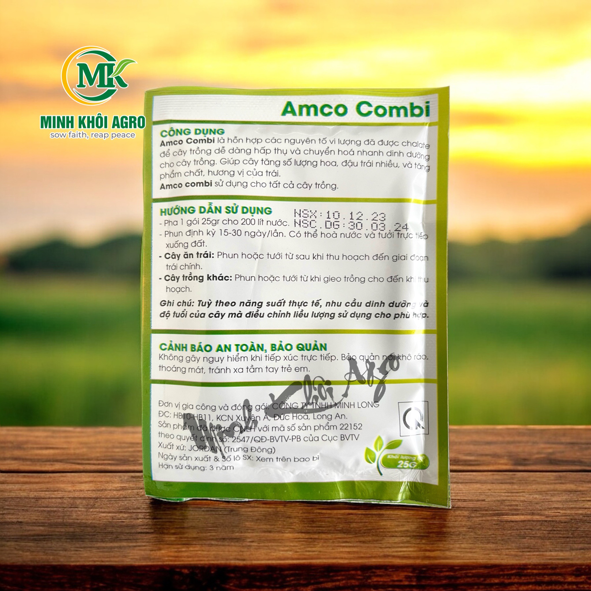 Phân bón vi lượng Amco Combi - Gói 25g